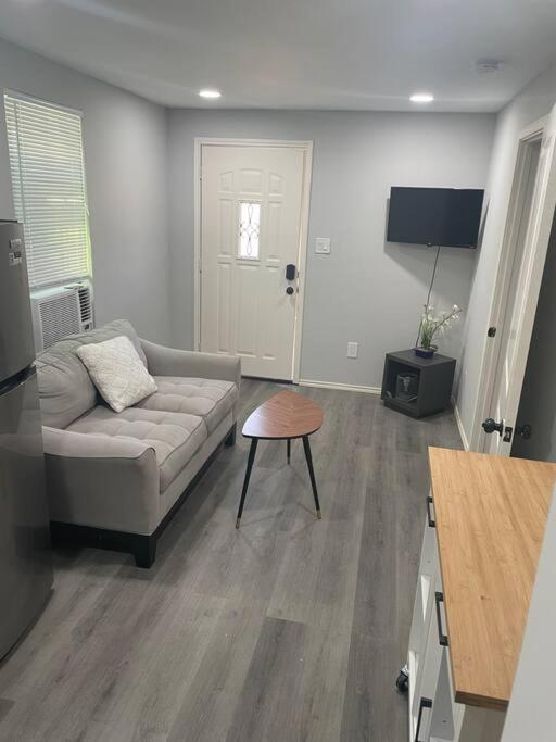 Cozy 1 Bed Close To Downtown ヒューストン エクステリア 写真
